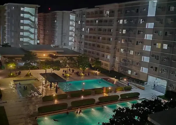 At Smdc Trees Residences By Deck And Dwell 4* Manila